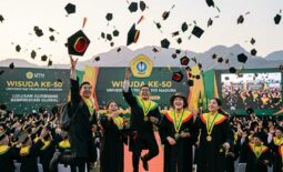 wisuda